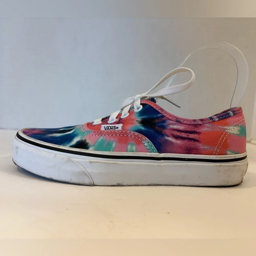 Vans tie-dye multicolored canvas sneakers size 6.5